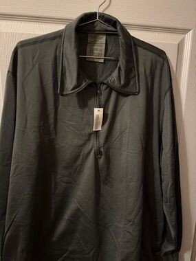 Military Quarter-Zip Pullover in Dark Olive